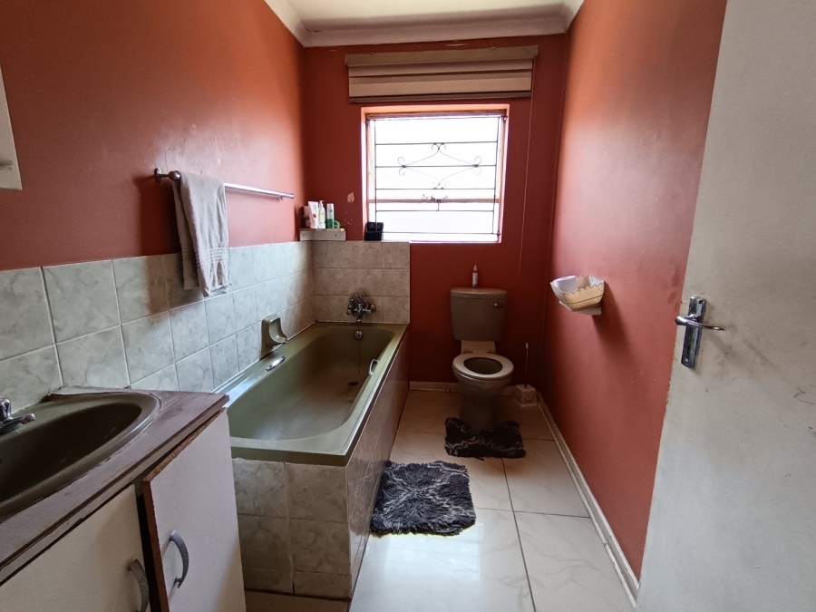 3 Bedroom Property for Sale in Grasslands Free State